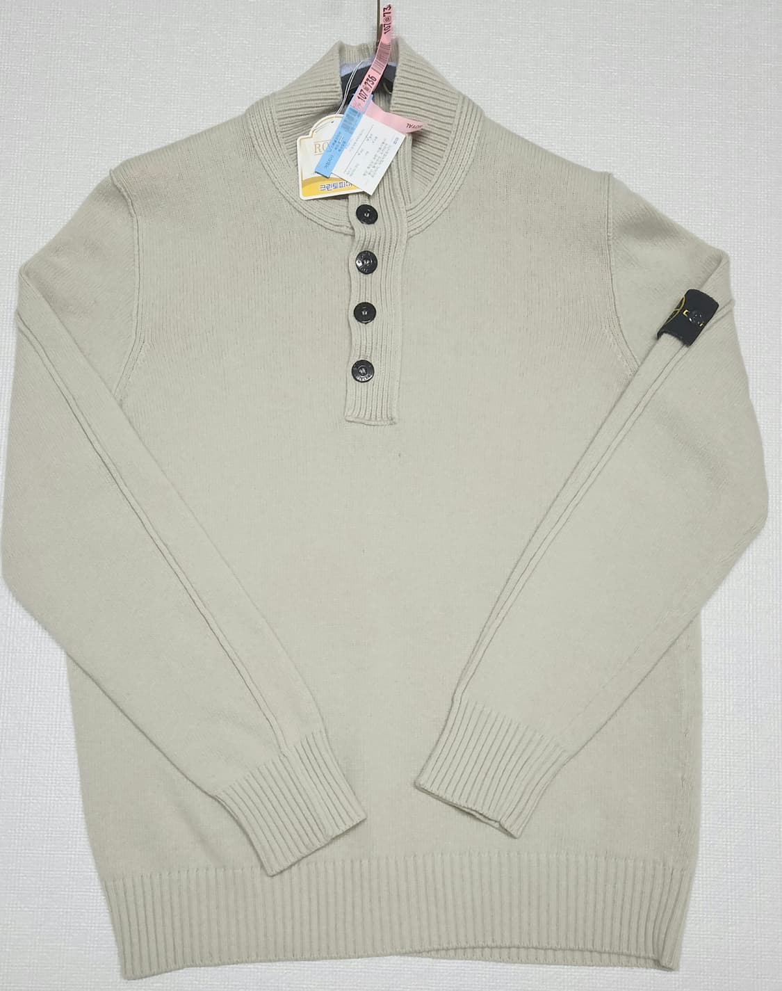 (정품) 스톤아일랜드 와펜 하프집업 니트 상품이미지1