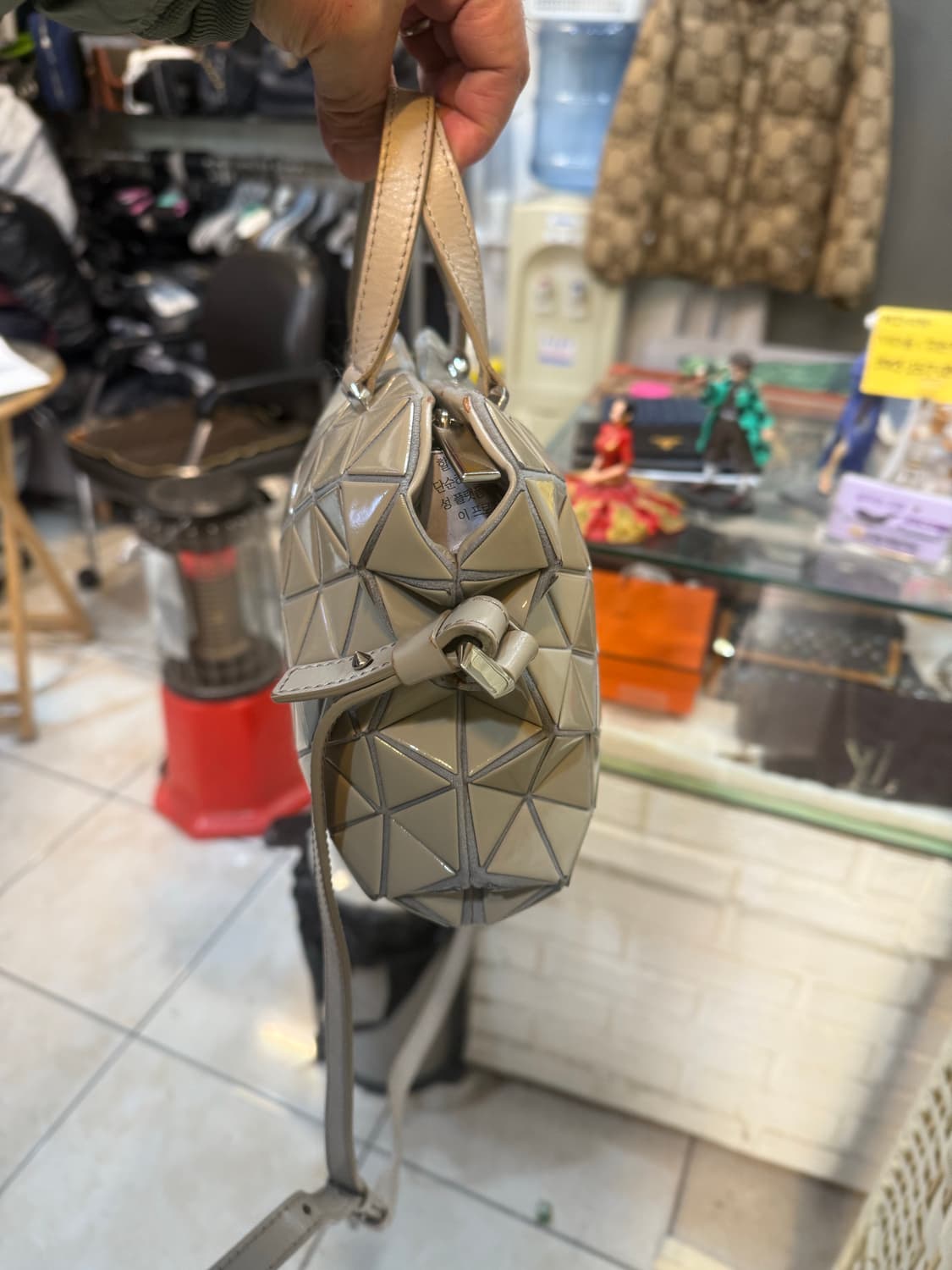 정품 바오바오 2way백 팝니다 상품이미지4