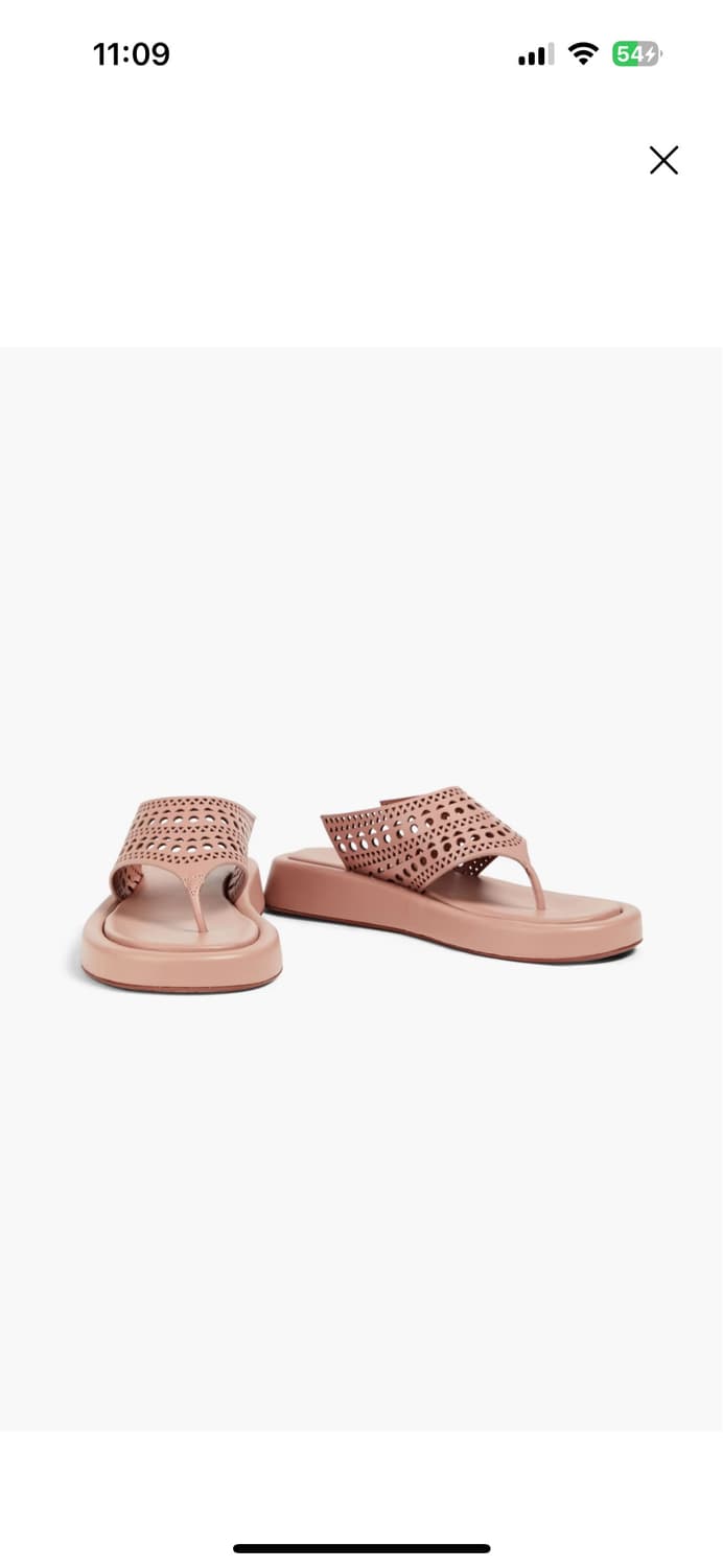 Alaia 펀칭 샌들 상품이미지2