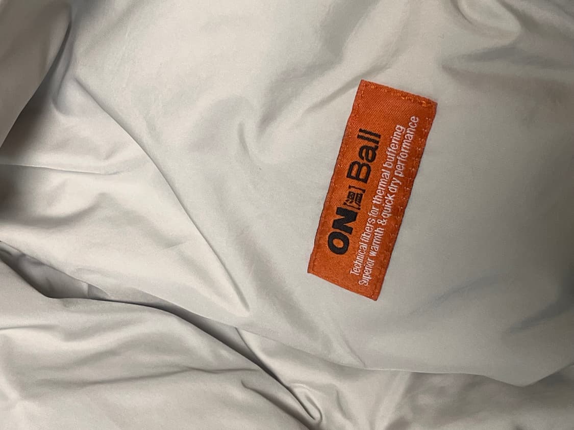 노스페이스 눕시온볼 노벨티 여성 숏패딩 크림베이지 (100) 상품이미지4