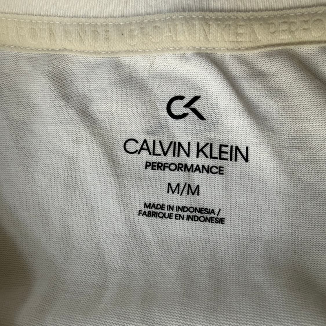 M 켈빈클라인 실버 레터링 반팔티 0413T 상품이미지3