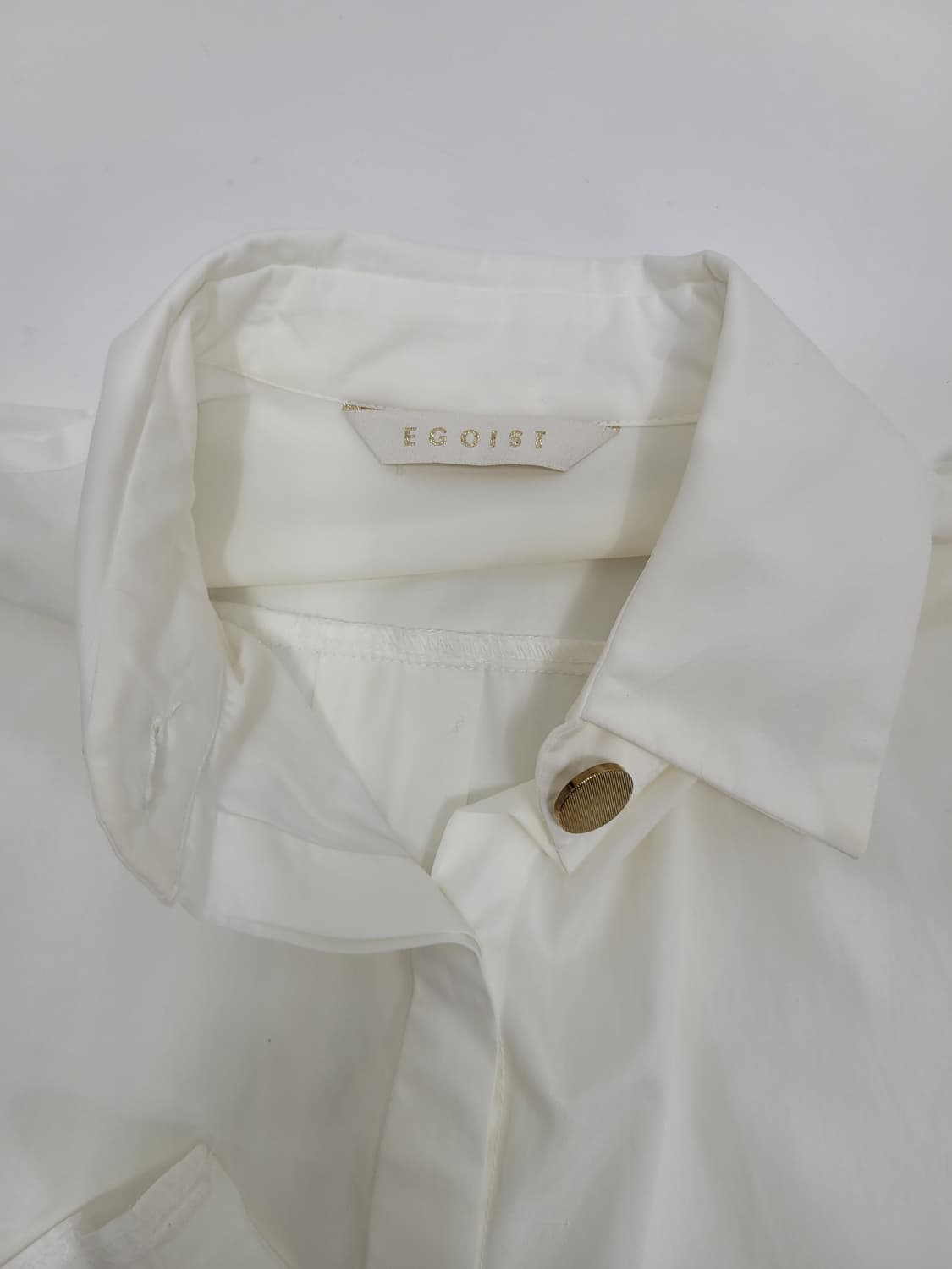 EGOIST 에고이스트 프릴 블라우스 셔츠 / 여 FREE 화이트
 상품이미지6