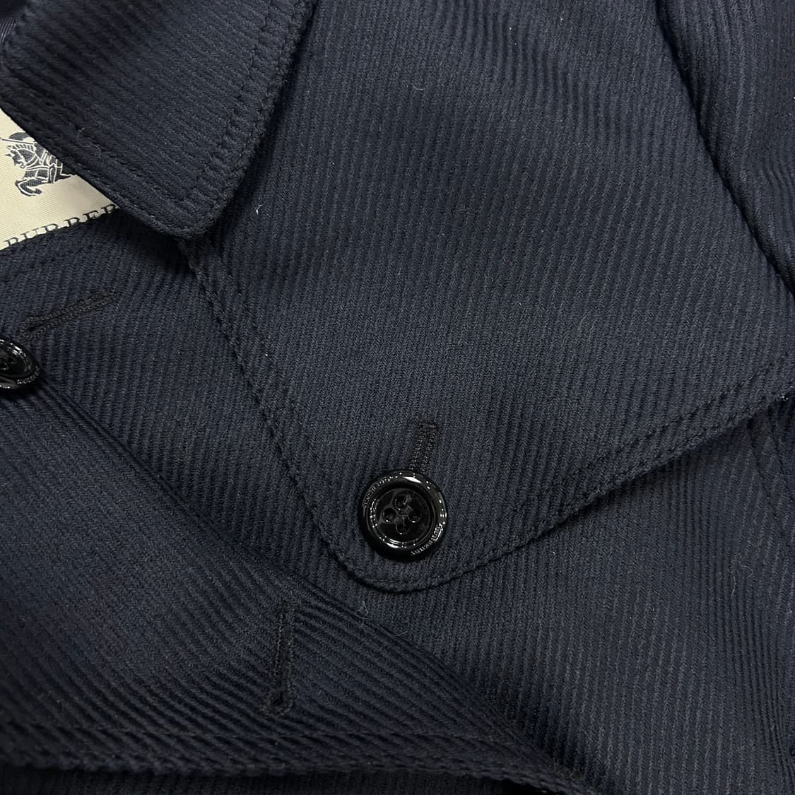 (매장판)버버리 네이비 숏 울 자켓(6) 상품이미지5