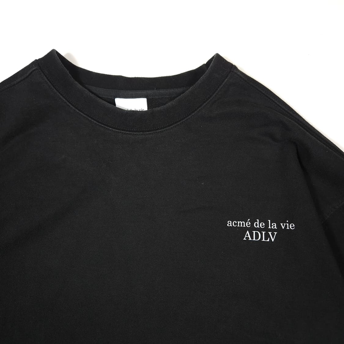 아크메드라비 맨투맨 블랙 상품이미지4