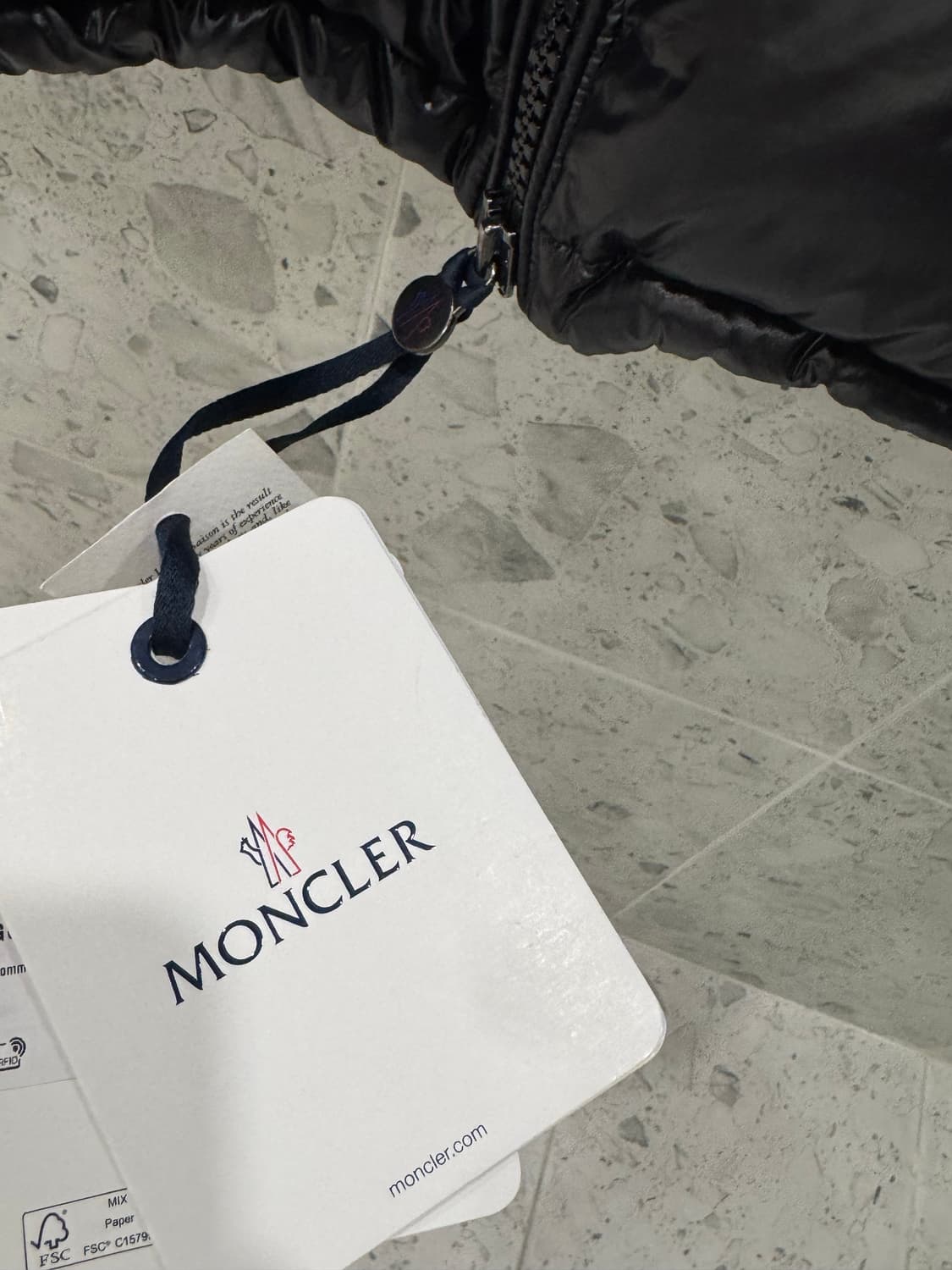 몽클레어 마야 유광패딩 4사이즈 민트급 풀구성 상품이미지7