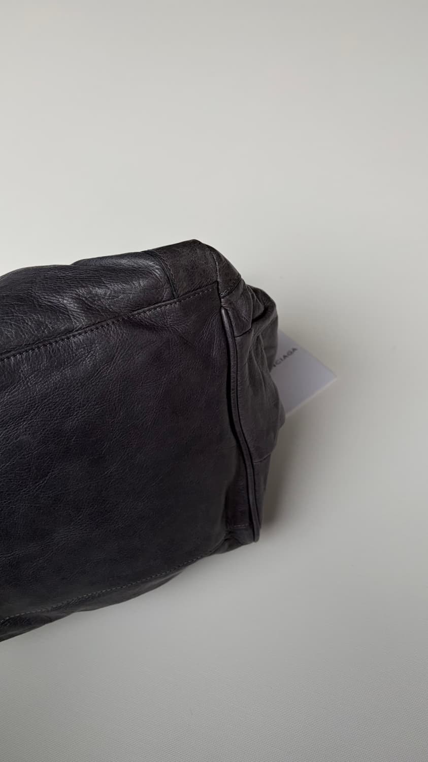 발렌시아가 모터백 썬데이 씨티백 상품이미지5