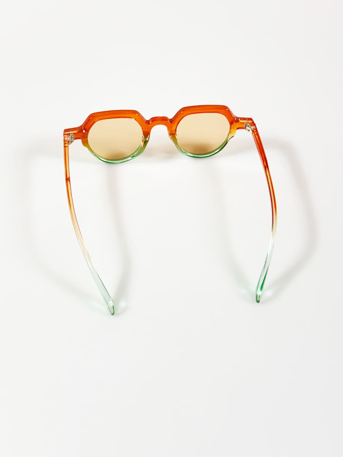 볼드 지오메트릭 라운드 투톤 프레임 빈티지 틴트 선글라스 상품이미지5