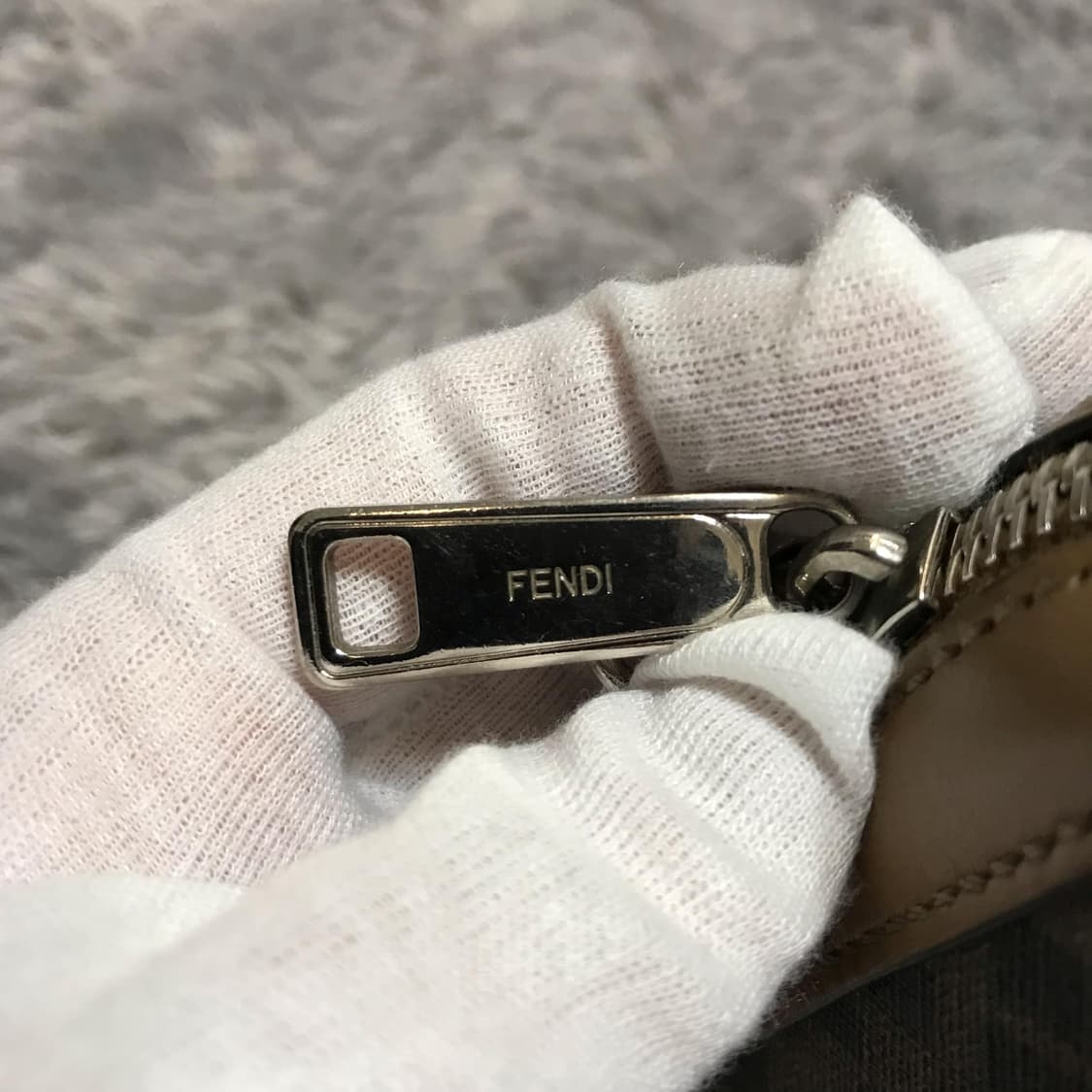 {closet}[크림제품]펜디 레더 패브릭 멀티컬러 카메라백 상품이미지7