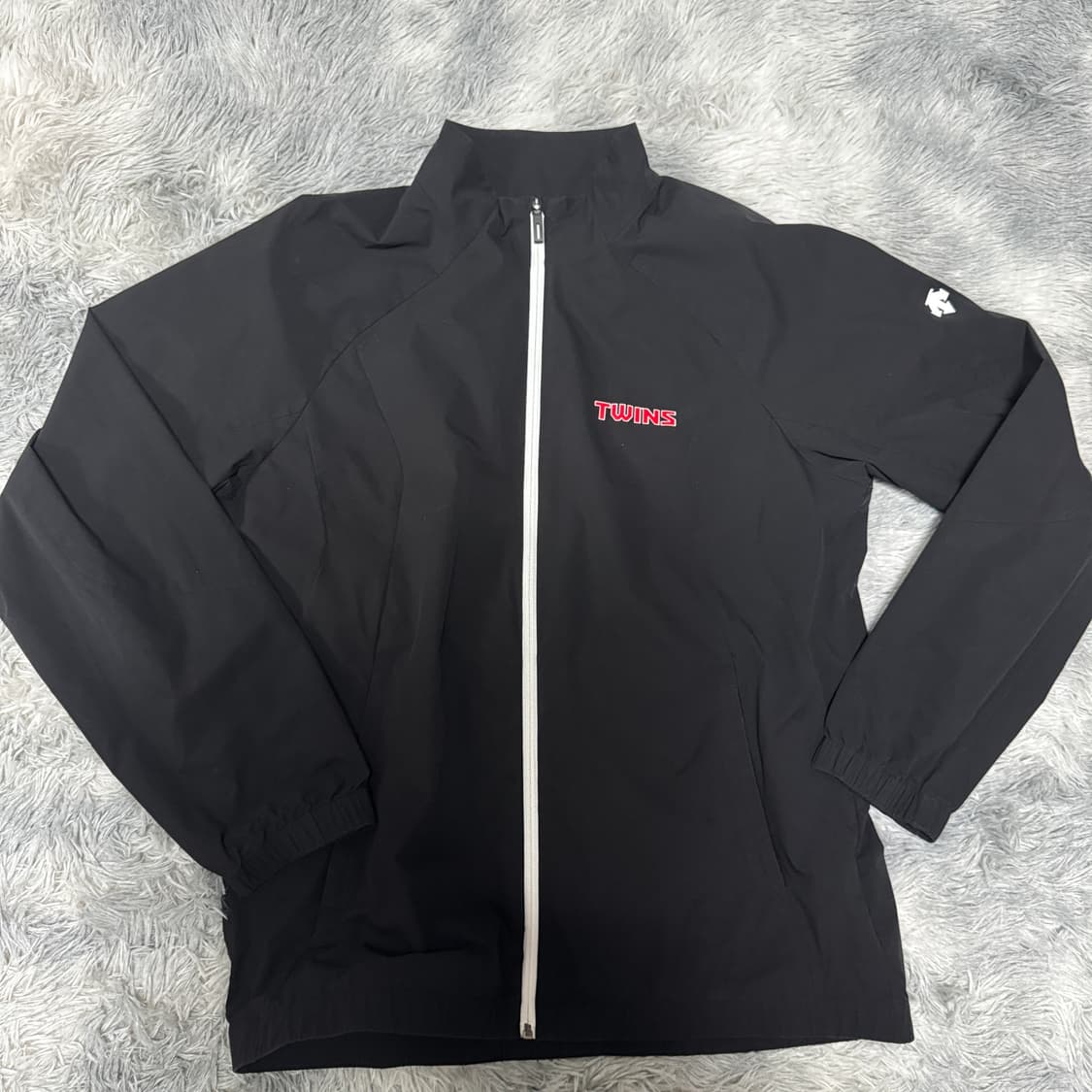 데상트 LG트윈스 트레이닝 집업 XL사이즈  상품이미지2