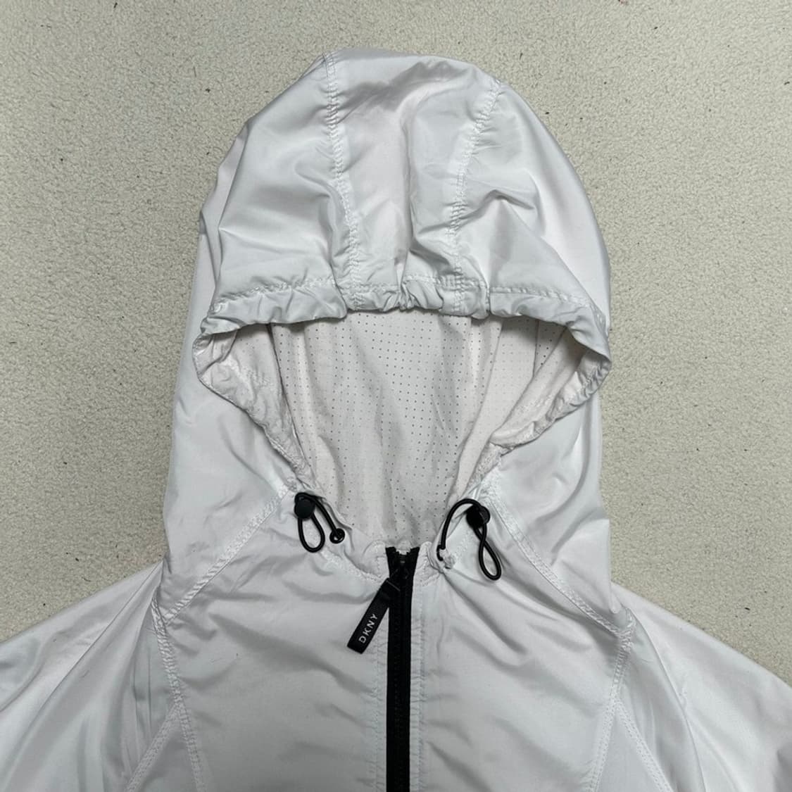 DKNY 윈드러너 바람막이 자켓 화이트 S 상품이미지3