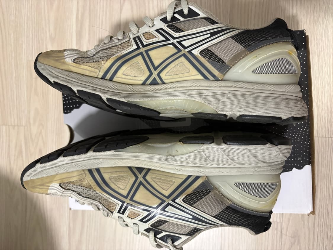 아식스 asics 키코코스타디노브 젤버즈1 그레이 상품이미지2