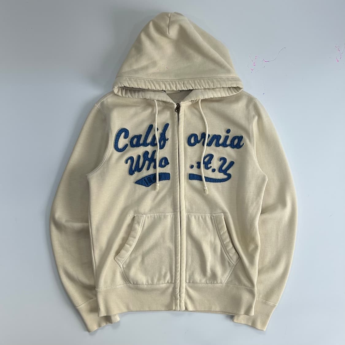 Who A U 후아유 캘리포니아 레터링 로고 아이보리 후드집업 상품이미지3