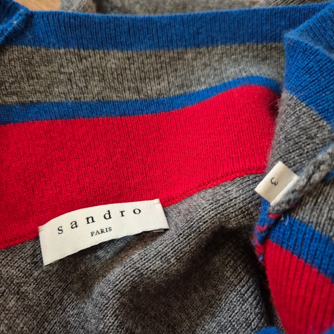 산드로 브이넥 니트 상품이미지4