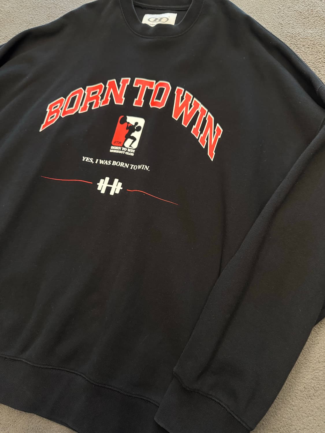 본투윈 스퀘어 로고 맨투맨 처분  상품이미지2