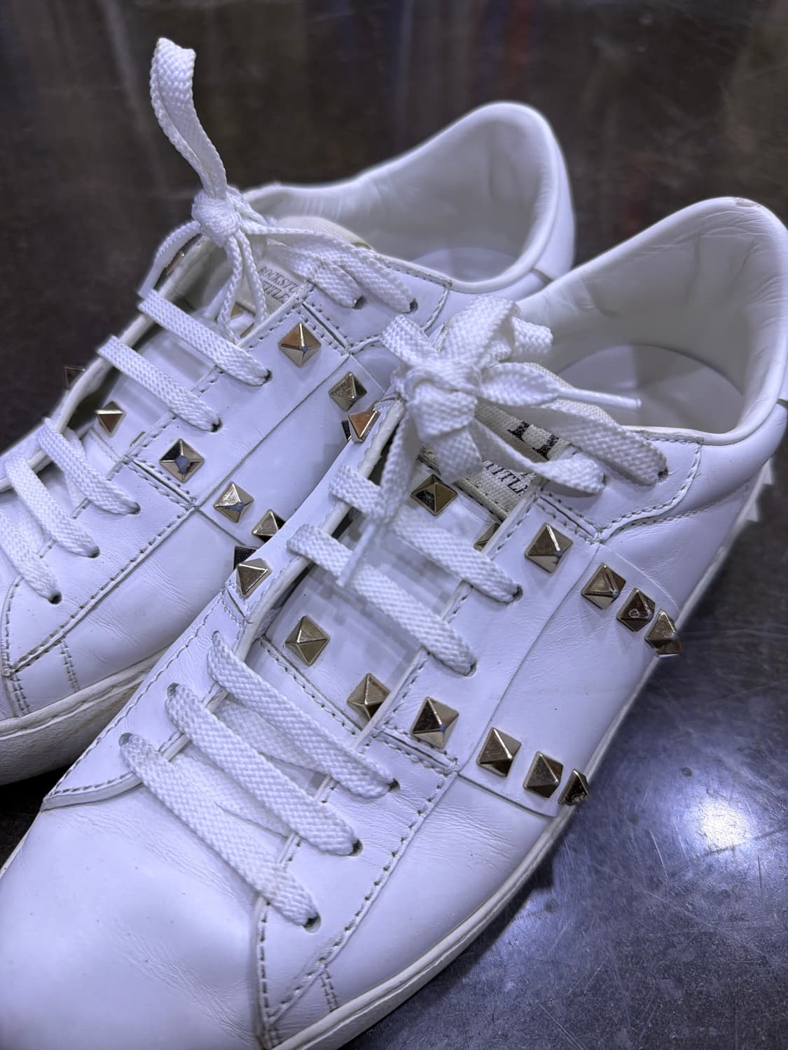 발렌티노 락스터드 히든 우먼스 스니커즈 39 상품이미지4