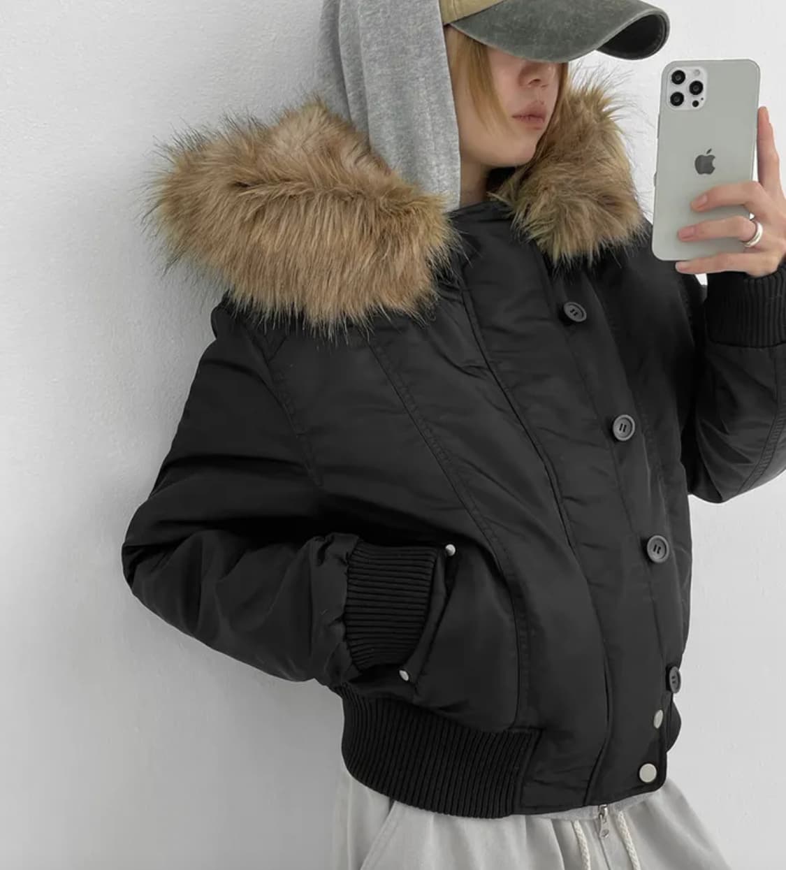 [Blackup] 블랙업 포닐 퍼트리밍 후드점퍼(블랙) 상품이미지1