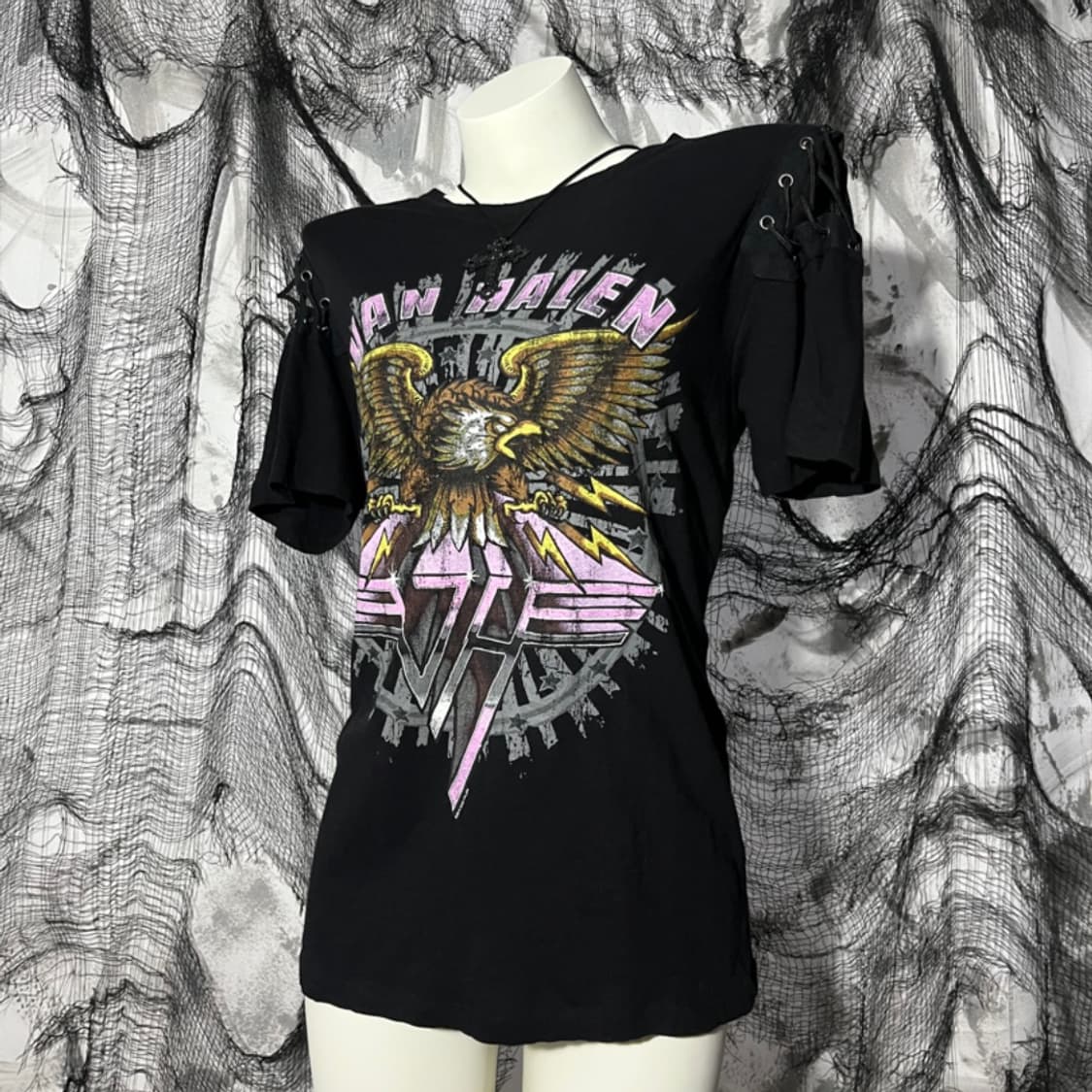 Van Halen eagle shoulder eyelet t-shirt 상품이미지1
