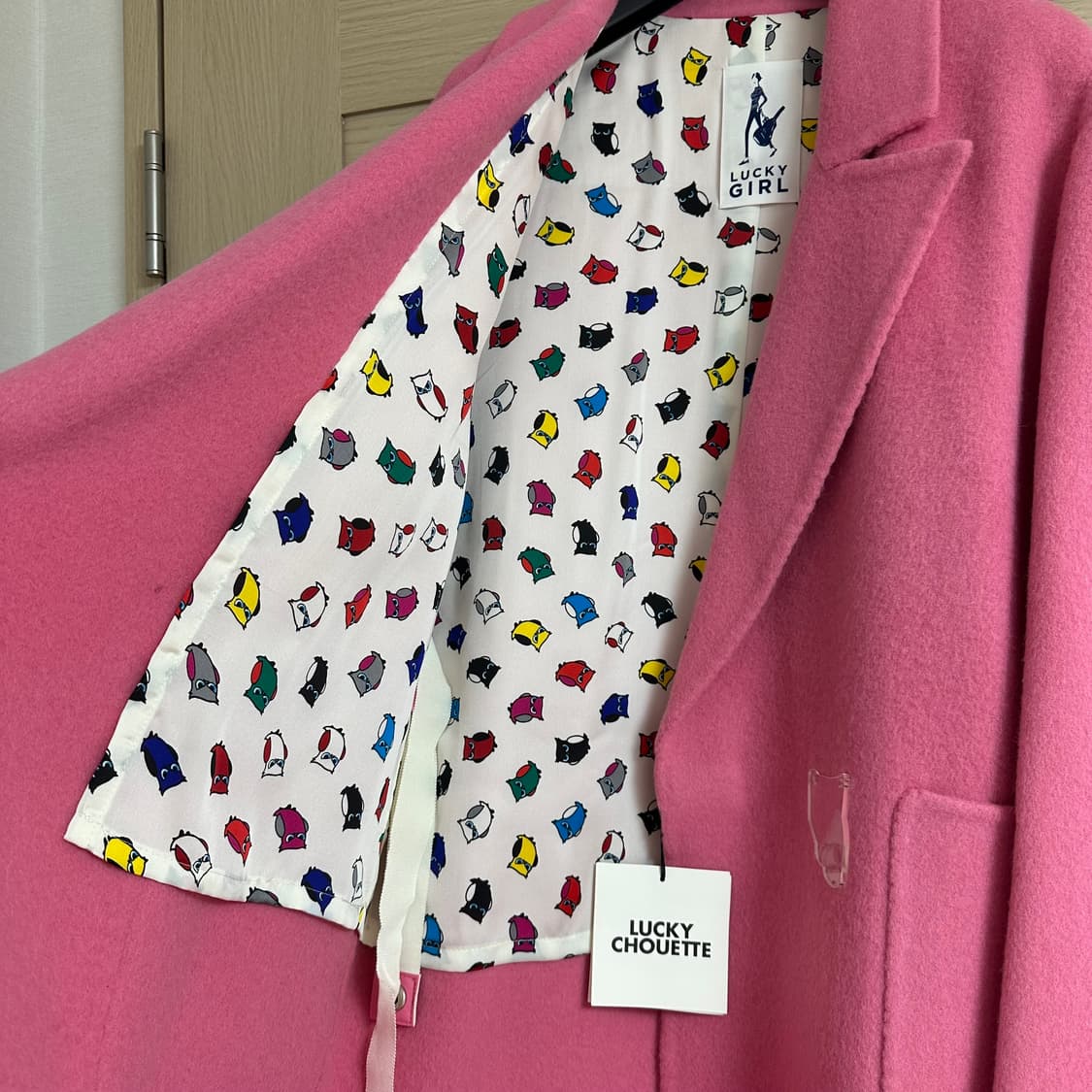 럭키슈에뜨 럭키슈에트 럭키걸 장윤주 콜라보 핑크 코트 36사이즈/새상품 상품이미지3