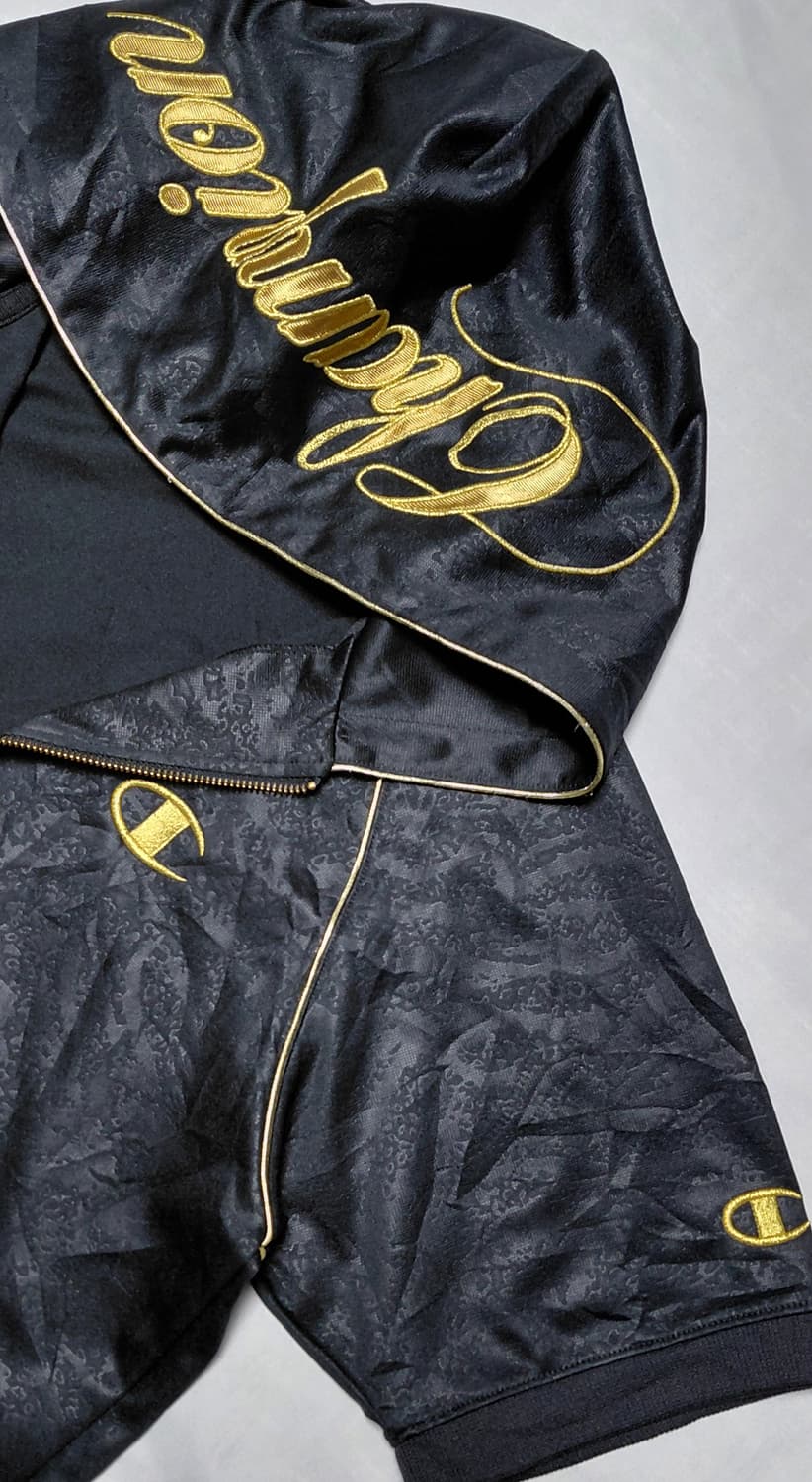 [M] 챔피언 재팬 골드 자수 로고 반팔 후드 트랙탑 (블랙/골드) 상품이미지2