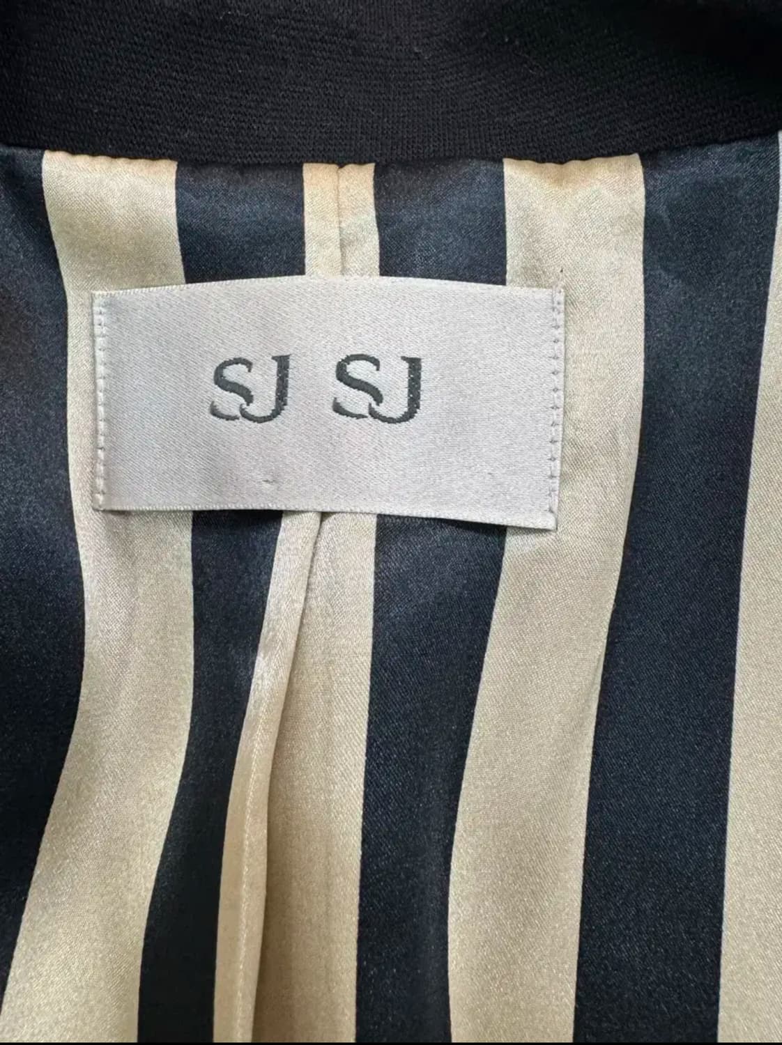 SJSJ 블랙더블버튼 금장장식 자켓 상품이미지5