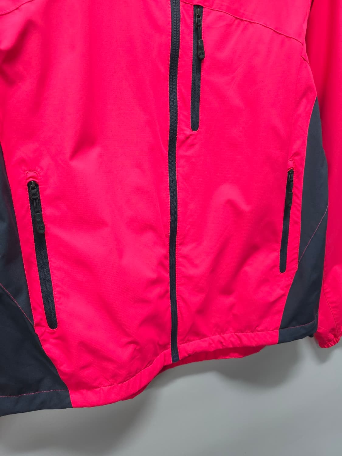 ​뉴발란스 여성 화사한 배색 바람막이 자켓 (66~77) 상품이미지5