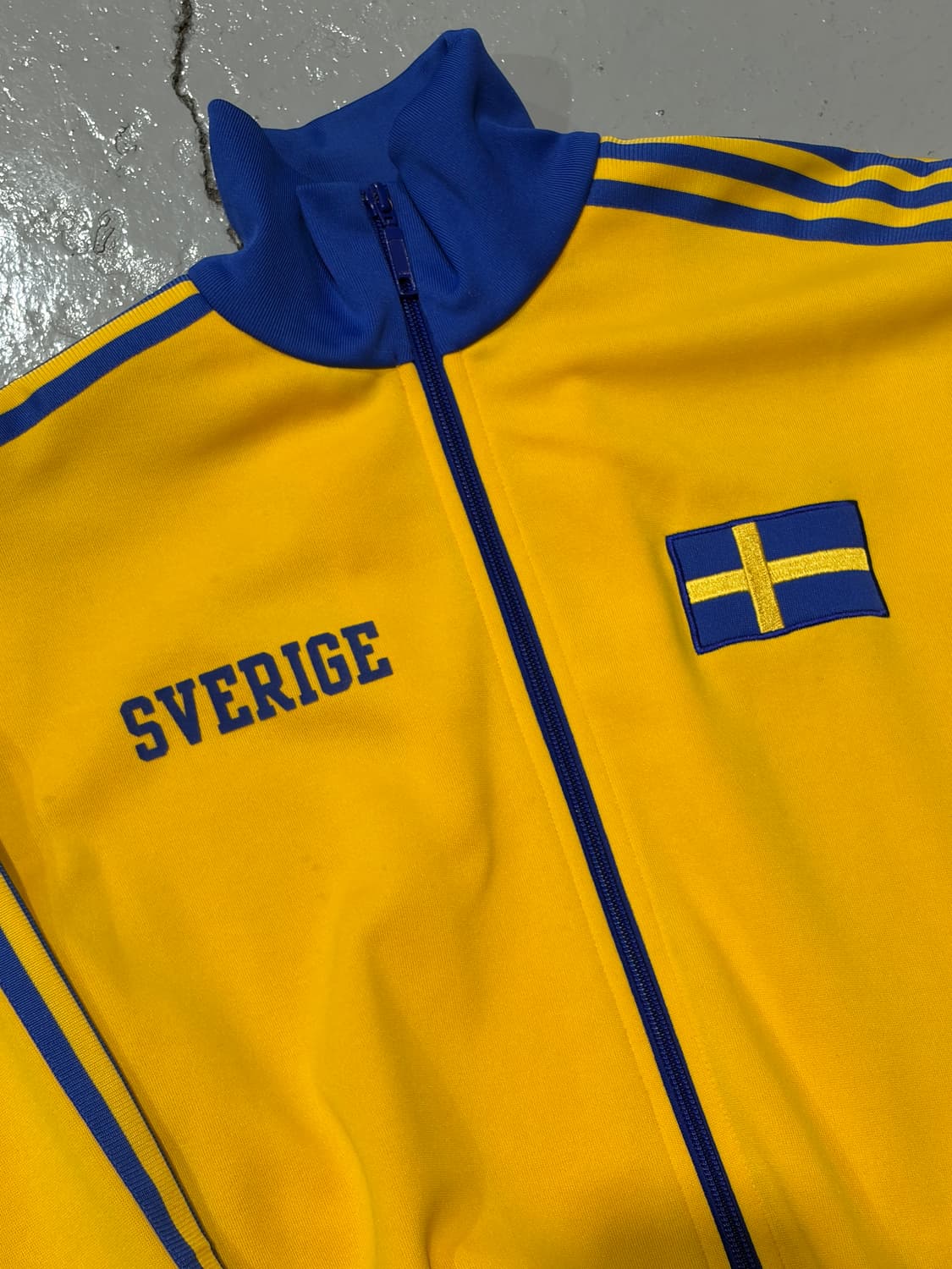 아디다스(adidas) 스웨덴 FIFA 트랙탑 져지 자켓  상품이미지3