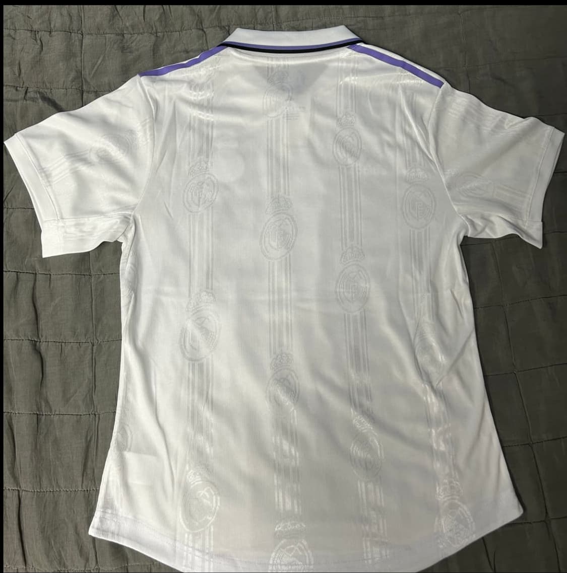 22/23 레알 마드리드 홈 어센틱 유니폼   상품이미지6