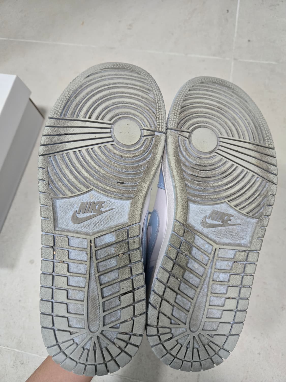 (W) 조던 1 로우 화이트 아이스 블루 240 상품이미지3