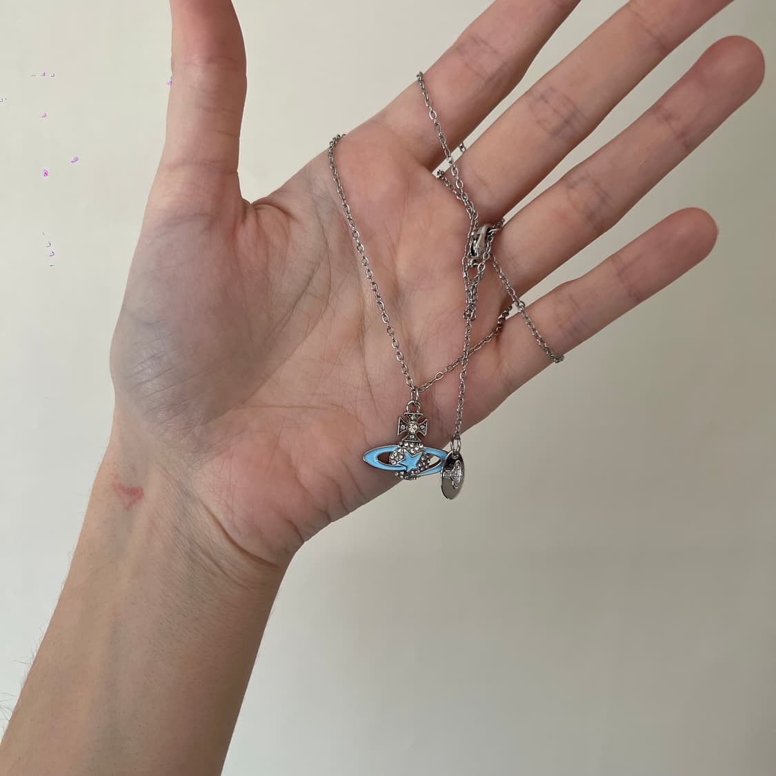 비비안웨스트우드 달린 오브 펜던트 네크리스 상품이미지2