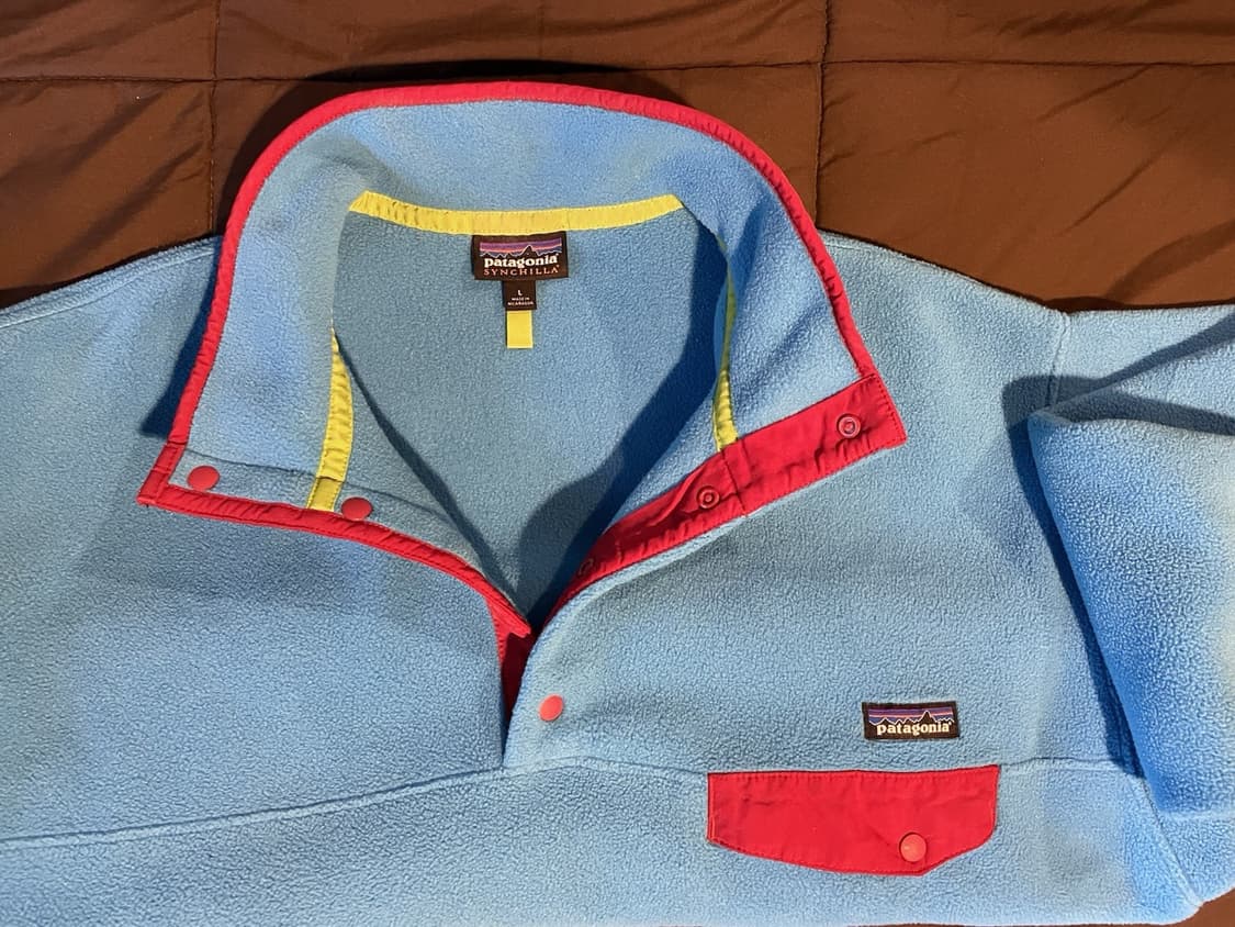 13FW 파타고니아 신칠라 스냅-T 플리스 스카이블루 레드 트림 상품이미지4