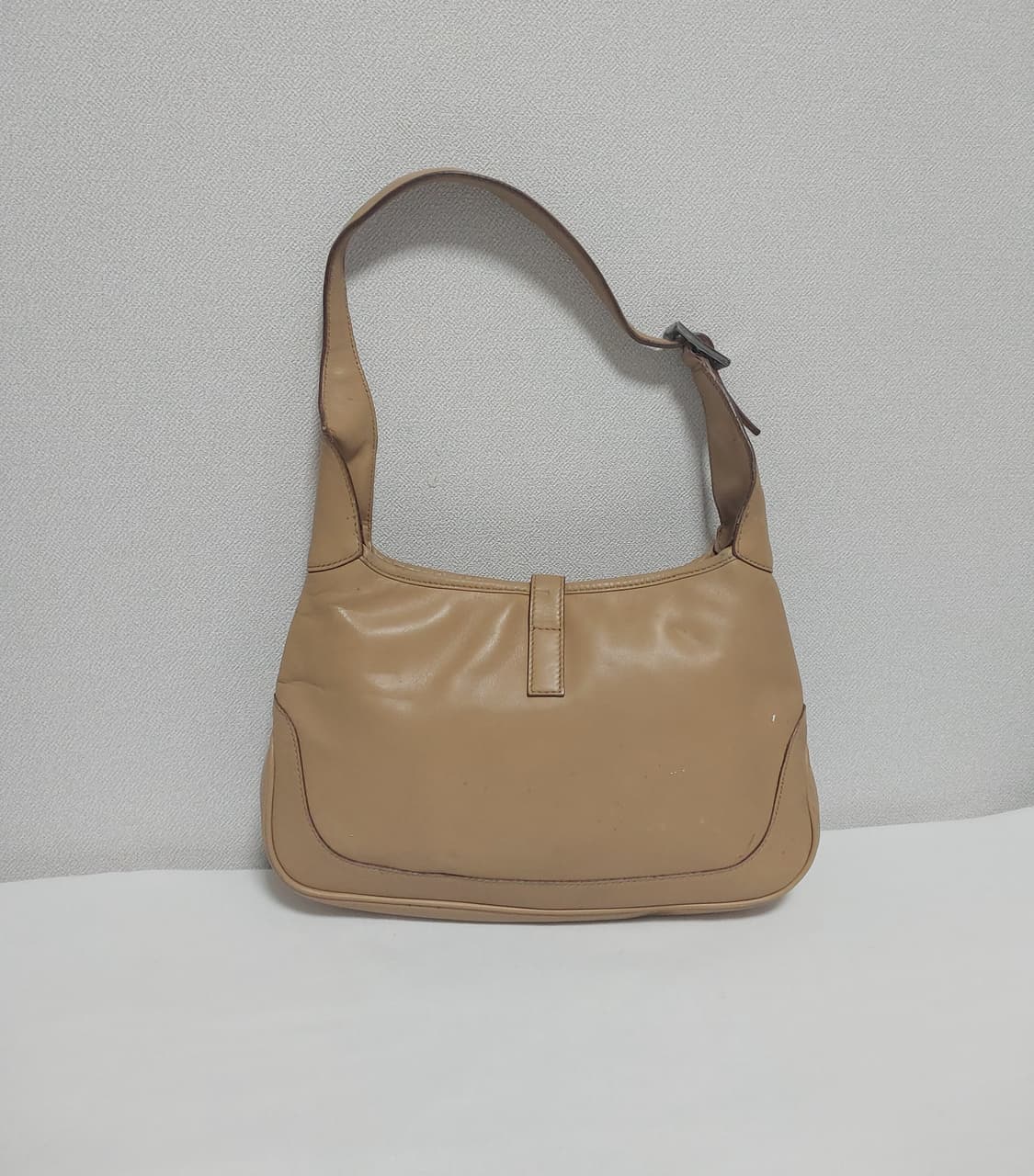 구찌 재키 스몰 레더 숄더 호보백 (정품) 상품이미지3