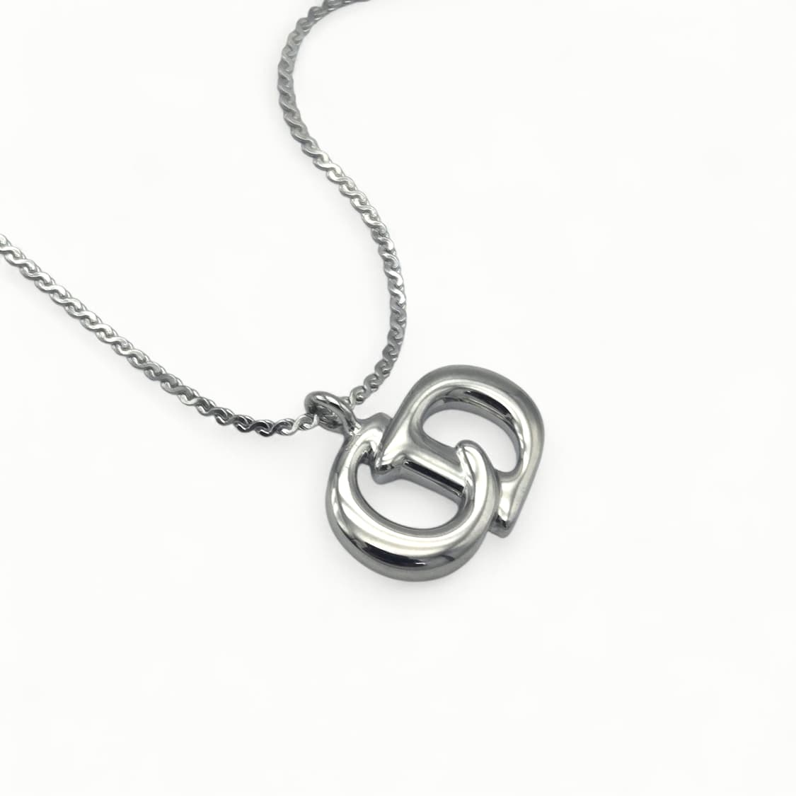 디올 라지 CD 로고 목걸이 상품이미지6