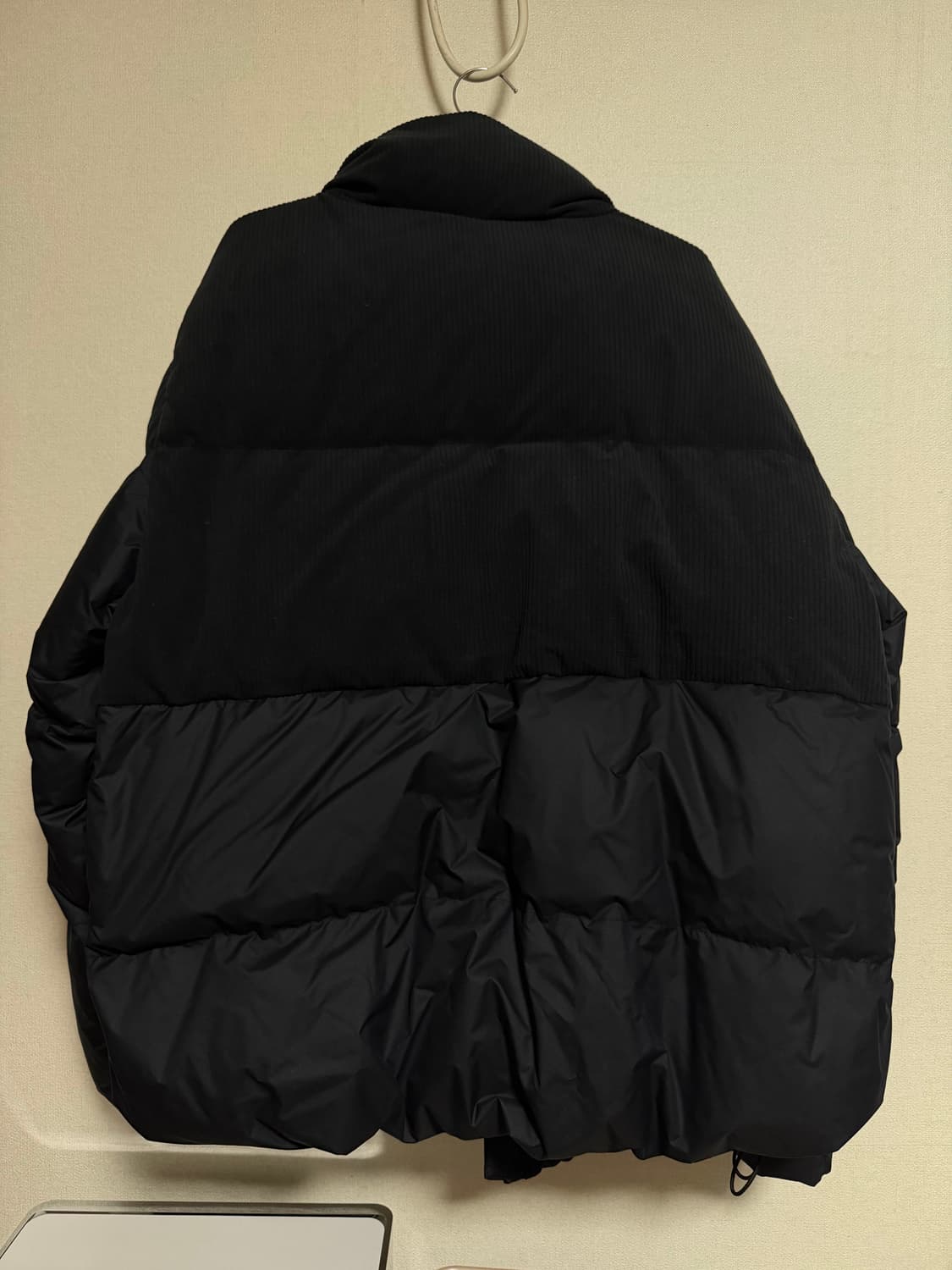 언더아머 UA Limitless 다운 코듀로이 패딩 블랙 2XL 상품이미지3