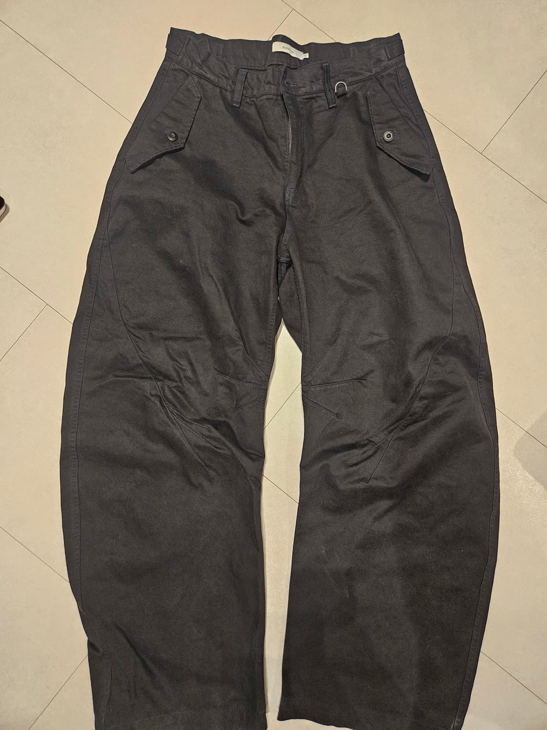 아르반 트리플 리프 커브드 팬츠 블랙 3사이즈 상품이미지3