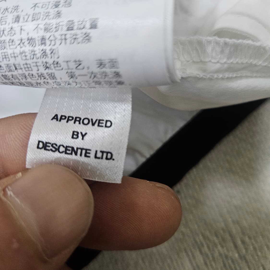 160 데상트 키즈 후드 바람막이 자켓 0325Y 상품이미지5