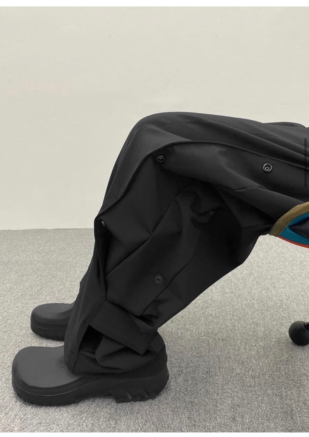 NONNOD 플렉서블 팬츠 블랙 상품이미지3