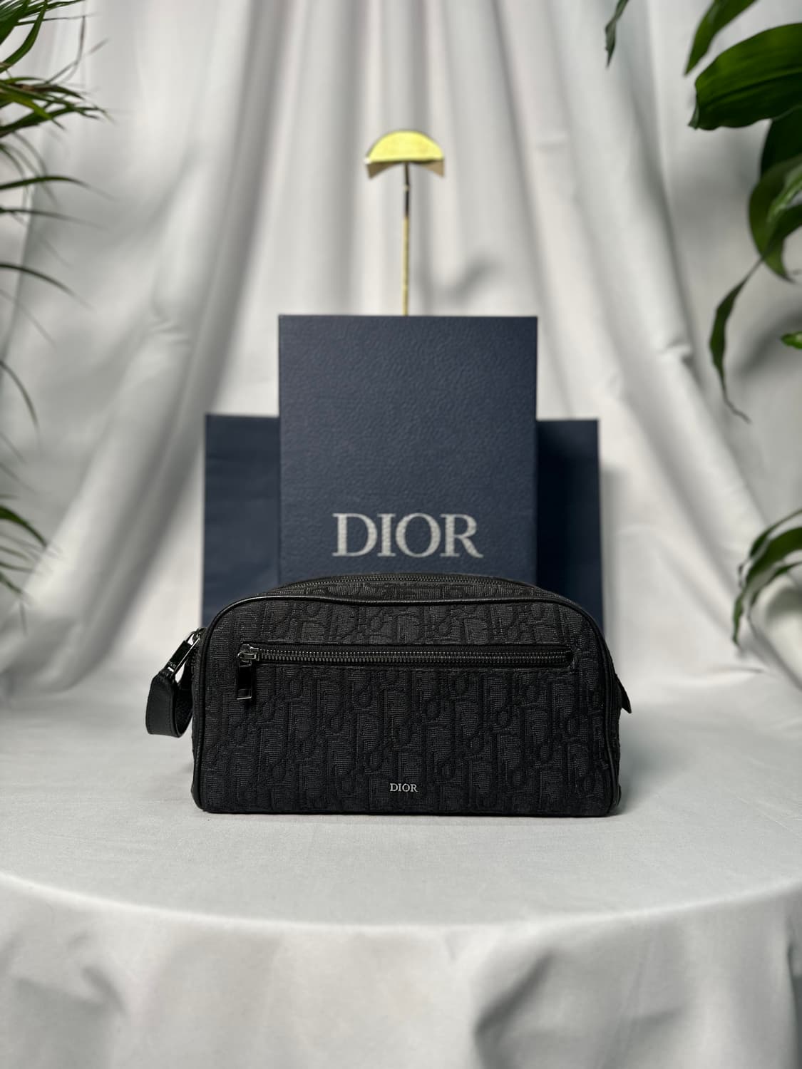 디올 토일레트리 돕키트 블랙 상품이미지1