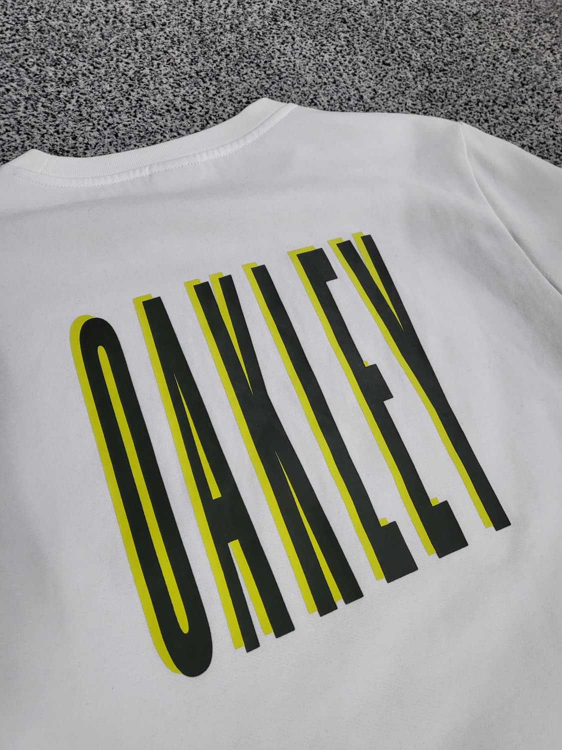 오클리 화이트 맨투맨 상품이미지3