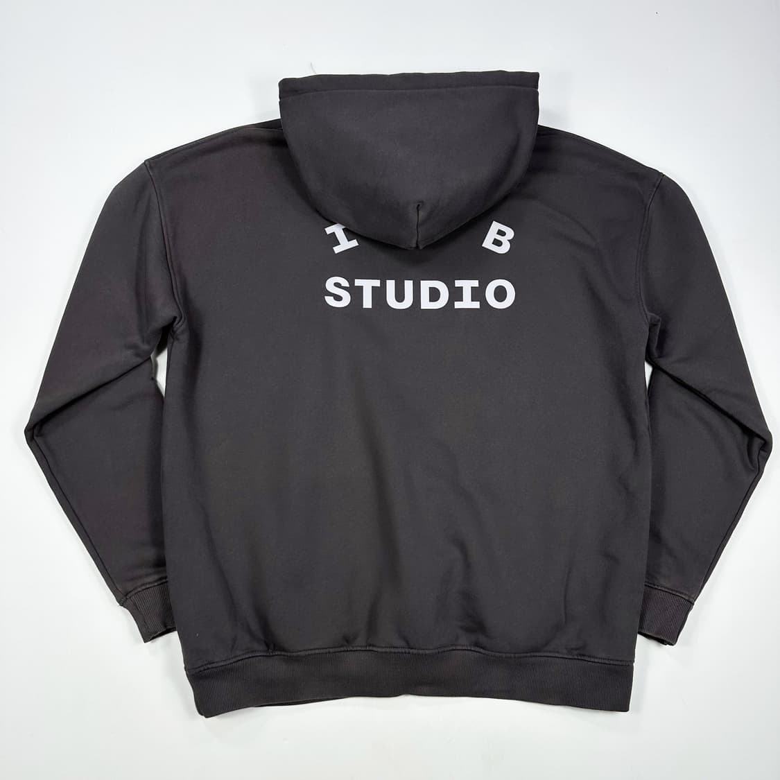 아이앱스튜디오 백로고 차콜 후드티 (XXL) 상품이미지3