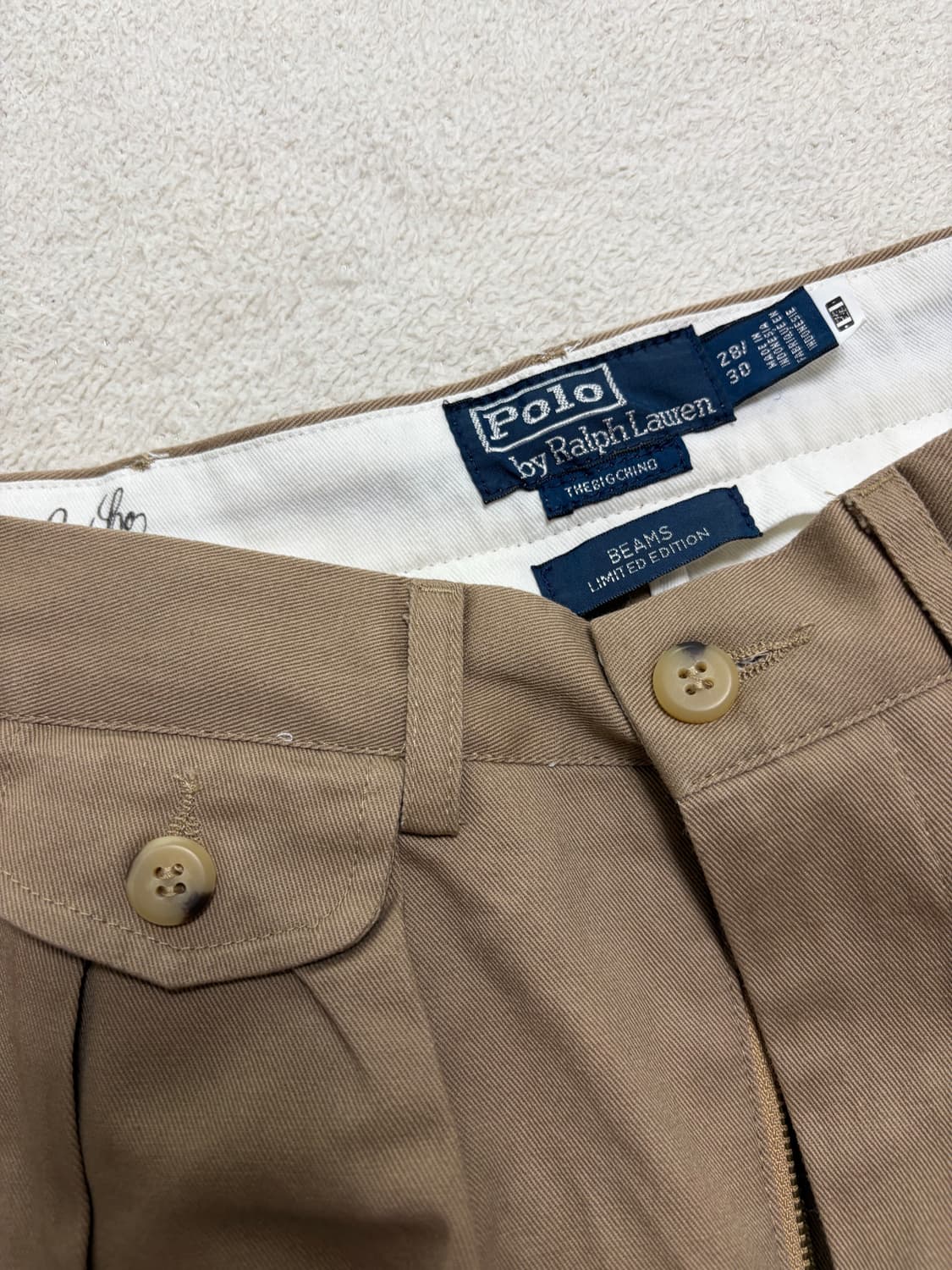 [28]폴로 랄프로렌x빔즈 코튼 트윌 투플리츠 빅치노 팬츠(카멜 베이지) 상품이미지2