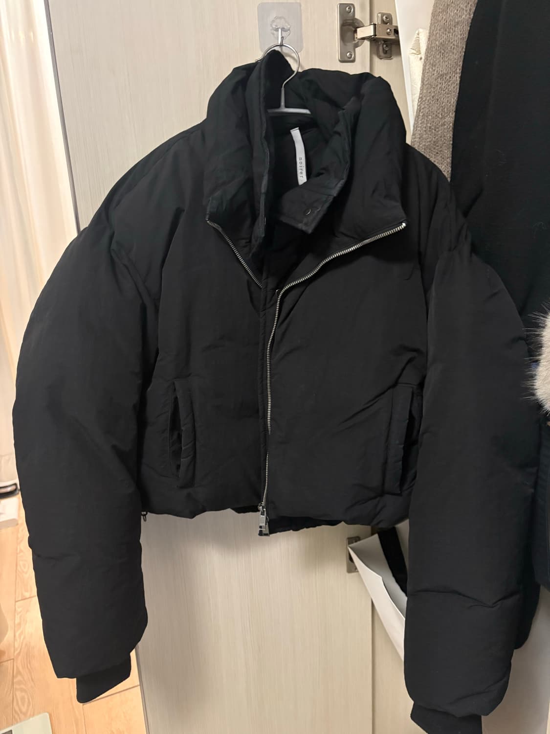 노이어 패딩 판매합니다 상품이미지3