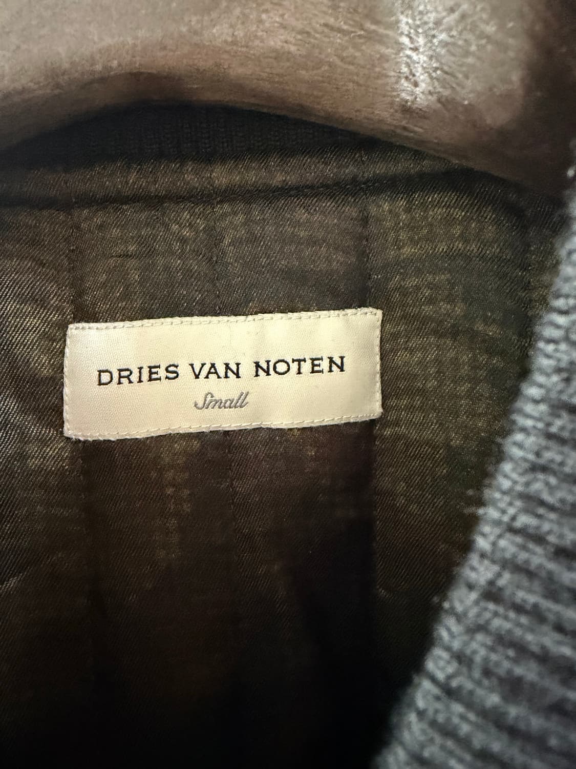 드리스반노튼 자수 봄버 상품이미지2