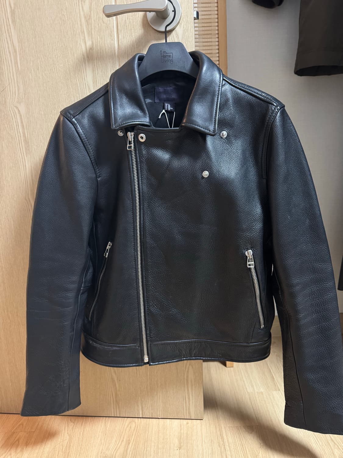 30만원 에이치엔앰 소가죽 라이더 자켓 L 판매합니다 상품이미지1