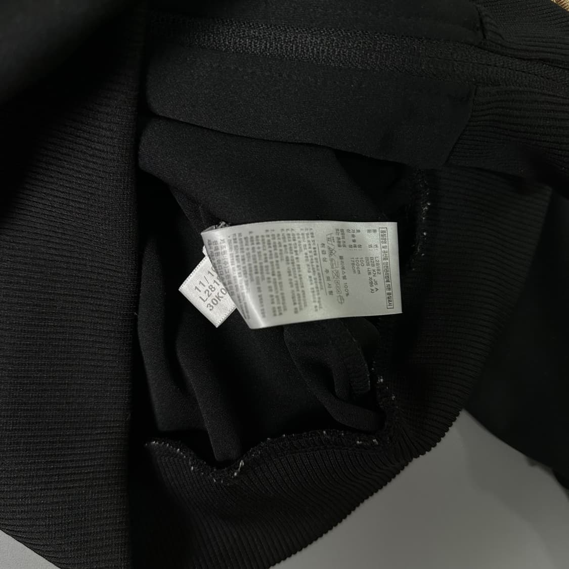 아디다스 로고 트랙탑 져지 검골 블랙 골드 100 [111705] 상품이미지7