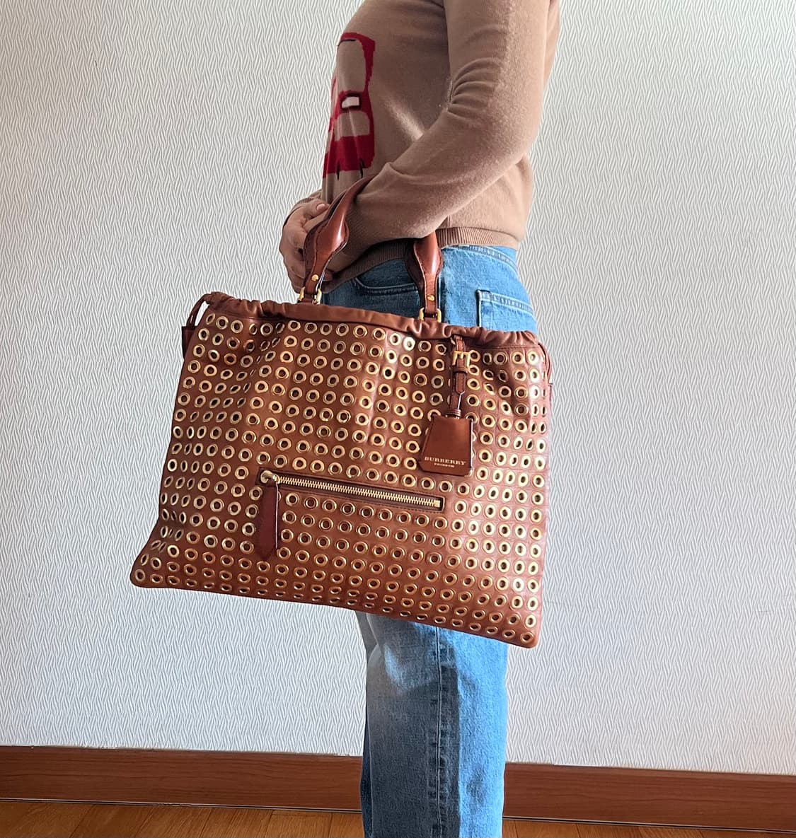 버버리 브라운 레더 토트백 상품이미지3