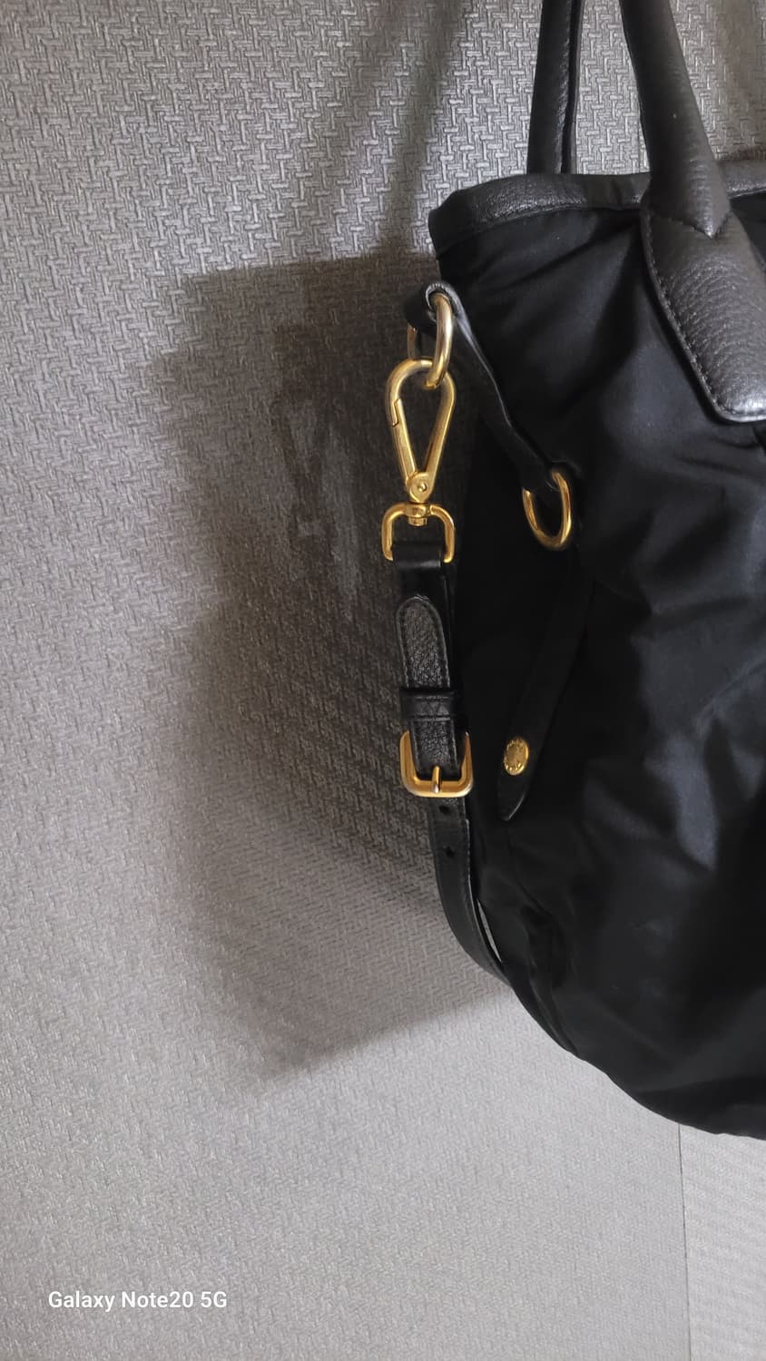 프라다 나일론 크로스백 상품이미지5