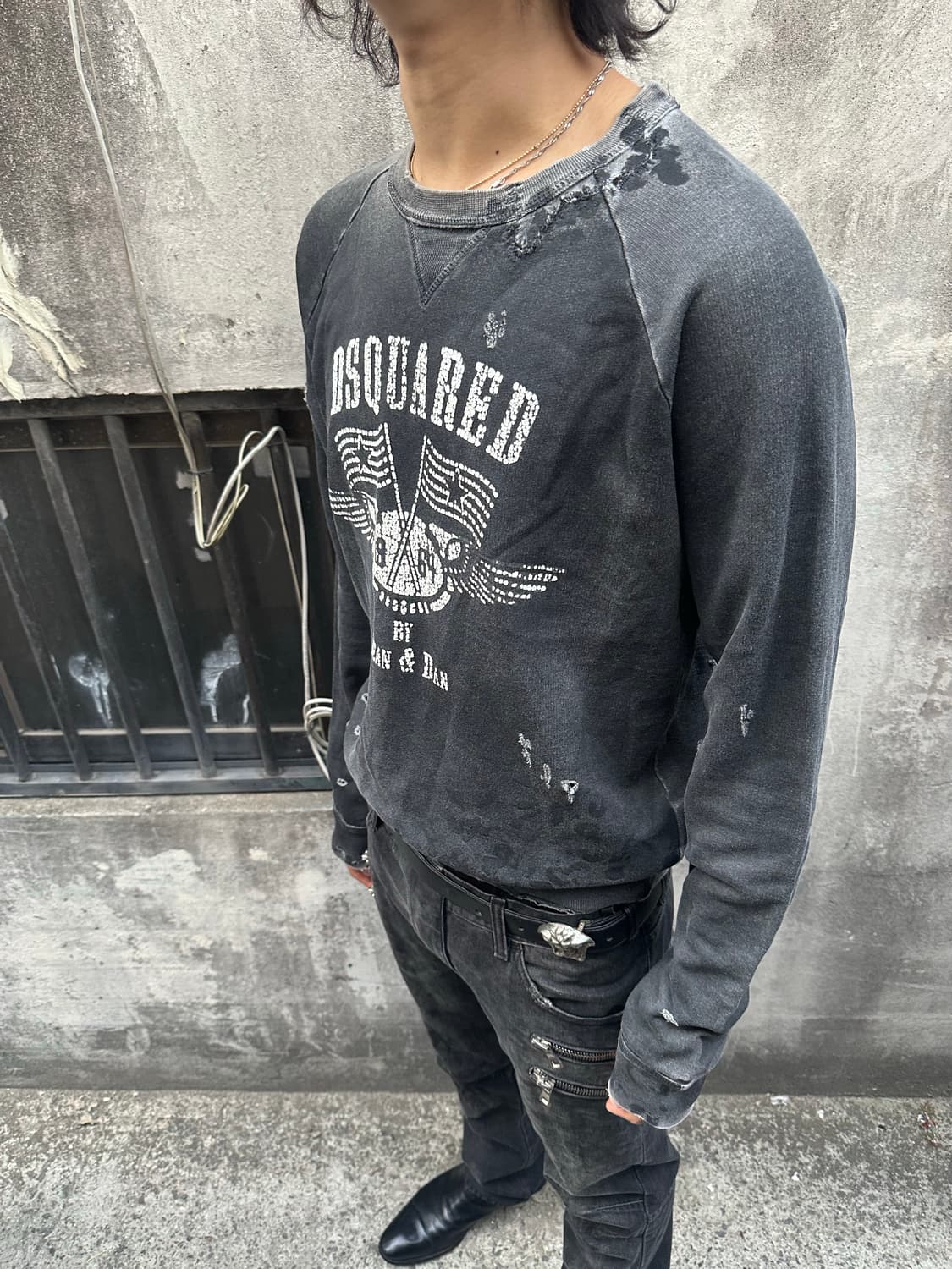 디스퀘어드2 디스트로이드 워싱 맨투맨 상품이미지4