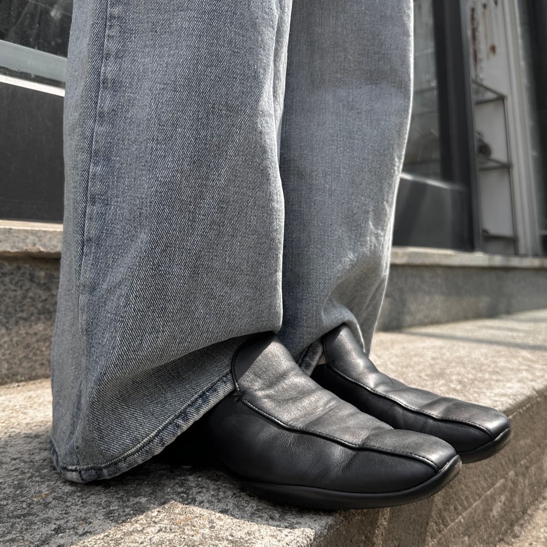 00s 블랙 프라다 스포츠 스퀘어 토 슬리퍼 뮬 상품이미지1