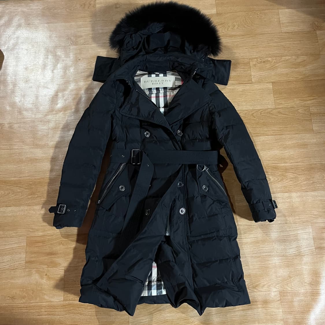 [여44-마른55] 버버리 폭스퍼 구스패딩 상품이미지3