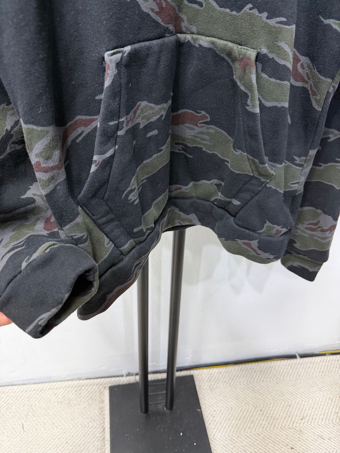 정품) 나이키 조던 카모 플리스 후드티 M 상품이미지4